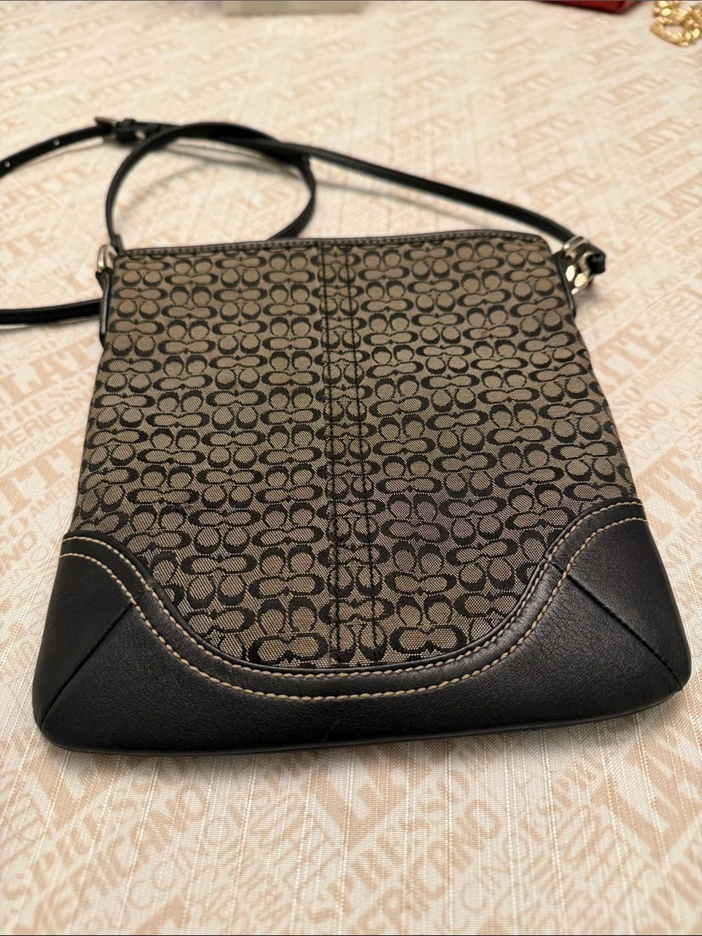 Coach signature Bag❤️